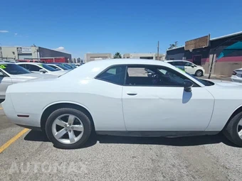 2013 Dodge Challenger SXT – miniatura 5