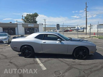 2013 Dodge Challenger SXT Plus – miniatura 4