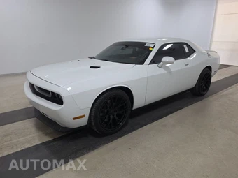 2013 Dodge Challenger SXT Plus