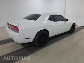2013 Dodge Challenger SXT Plus - miniatura 4
