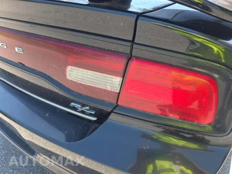 2013 Dodge Charger R/T Max – miniatura 29