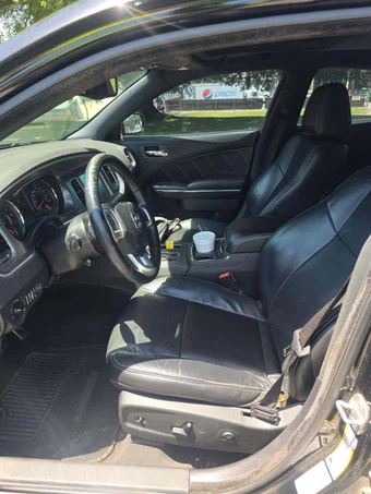 2013 Dodge Charger R/T Max – miniatura 6