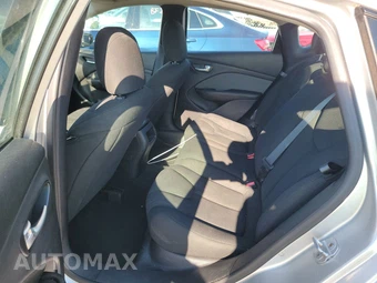 2013 Dodge Dart SE – miniatura 13