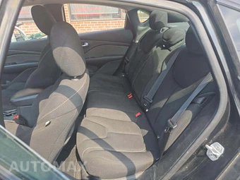 2013 Dodge Dart SXT – miniatura 13