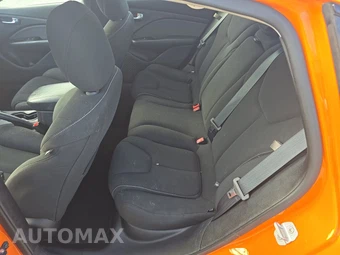 2013 Dodge Dart SXT – miniatura 13