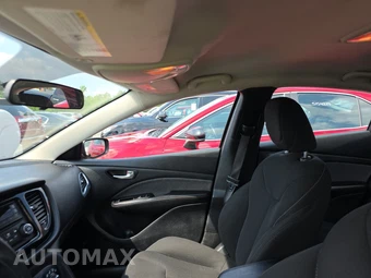 2013 Dodge Dart SXT - miniatura 17