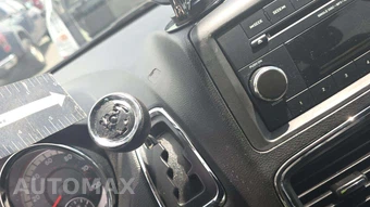 2013 Dodge Grand Caravan AVP 121.2" WB - miniatura 25