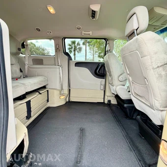 2013 Dodge Grand Caravan SE 121.2" WB - miniatura 22