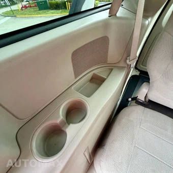 2013 Dodge Grand Caravan SE 121.2" WB - miniatura 26