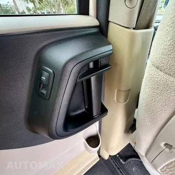 2013 Dodge Grand Caravan SE 121.2" WB - miniatura 32
