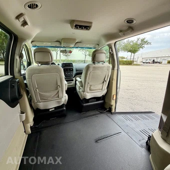 2013 Dodge Grand Caravan SE 121.2" WB - miniatura 36