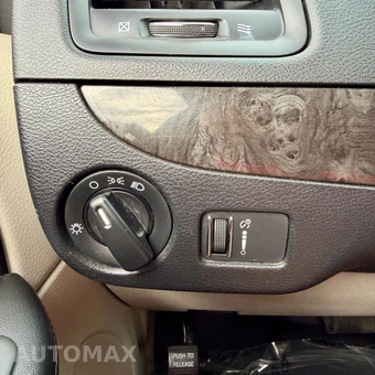 2013 Dodge Grand Caravan SE 121.2" WB - miniatura 49