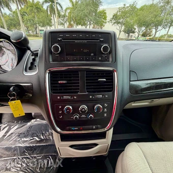 2013 Dodge Grand Caravan SE 121.2" WB - miniatura 50