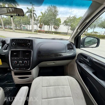2013 Dodge Grand Caravan SE 121.2" WB - miniatura 59
