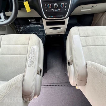 2013 Dodge Grand Caravan SE 121.2" WB - miniatura 61