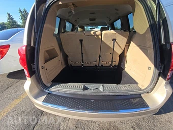 2013 Dodge Grand Caravan SE 121.2" WB – miniatura 17
