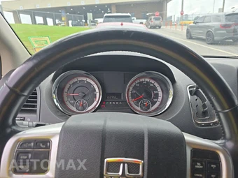 2013 Dodge Grand Caravan SE 121.2" WB – miniatura 12