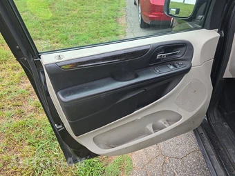 2013 Dodge Grand Caravan SE 121.2" WB – miniatura 9