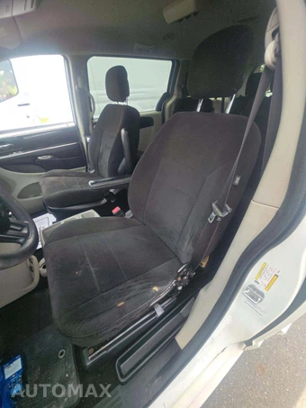 2013 Dodge Grand Caravan SE 121.2" WB - miniatura 3