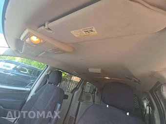 2013 Dodge Grand Caravan SE 121.2" WB – miniatura 8