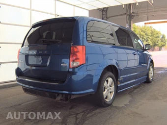2013 Dodge Grand Caravan SE 121.2" WB - miniatura 4