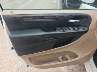 2013 Dodge Grand Caravan SE 121.2" WB – miniatura 9