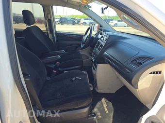 2013 Dodge Grand Caravan SE 121.2" WB - miniatura 8
