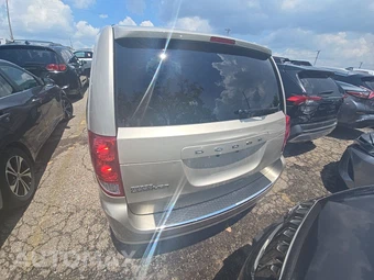 2013 Dodge Grand Caravan SE 121.2" WB – miniatura 15