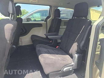 2013 Dodge Grand Caravan SXT 121.2" WB – miniatura 10
