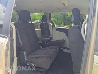 2013 Dodge Grand Caravan SXT 121.2" WB – miniatura 14