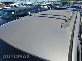 2013 Dodge Grand Caravan SXT 121.2" WB - miniatura 12