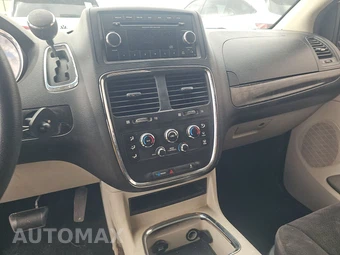 2013 Dodge Grand Caravan SXT 121.2" WB – miniatura 11