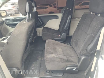 2013 Dodge Grand Caravan SXT 121.2" WB – miniatura 13