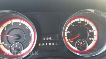 2013 Dodge Grand Caravan SXT 121.2" WB – miniatura 21