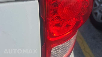 2013 Dodge Grand Caravan SXT 121.2" WB – miniatura 25