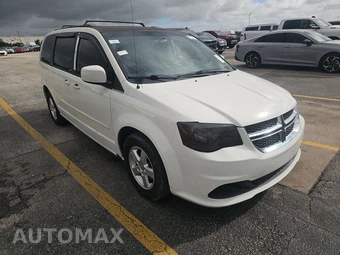 2013 Dodge Grand Caravan SXT 121.2" WB – miniatura 3