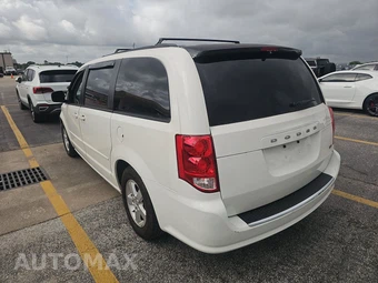 2013 Dodge Grand Caravan SXT 121.2" WB – miniatura 6