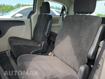 2013 Dodge Grand Caravan SXT 121.2" WB – miniatura 13