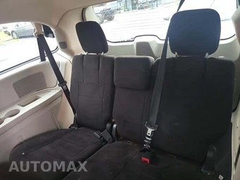 2013 Dodge Grand Caravan SXT 121.2" WB – miniatura 11
