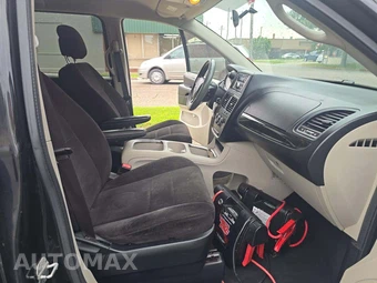 2013 Dodge Grand Caravan SXT 121.2" WB – miniatura 15