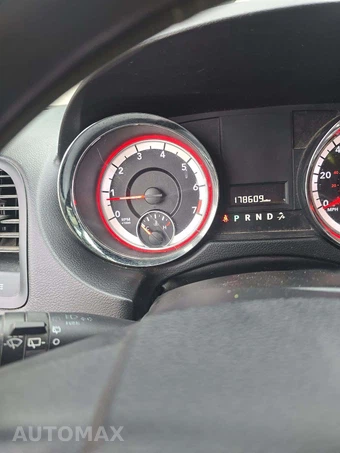 2013 Dodge Grand Caravan SXT 121.2" WB – miniatura 18