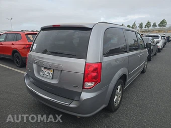 2013 Dodge Grand Caravan SXT 121.2" WB – miniatura 4