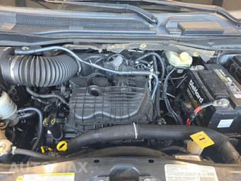 2013 Dodge Grand Caravan SXT 121.2" WB – miniatura 16