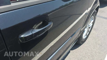 2013 Dodge Grand Caravan SXT 121.2" WB – miniatura 28