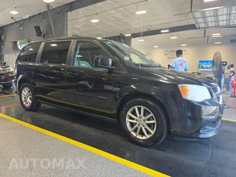 2013 Dodge Grand Caravan SXT 121.2" WB – miniatura 3