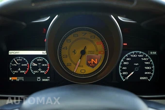 2013 Ferrari 458 Spider Convertible - miniatura 14