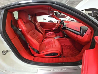 2013 Ferrari 458 Spider Convertible - miniatura 16