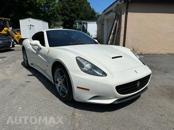 2013 Ferrari California - miniatura 33