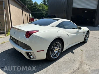 2013 Ferrari California - miniatura 34