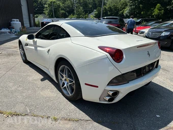 2013 Ferrari California - miniatura 35